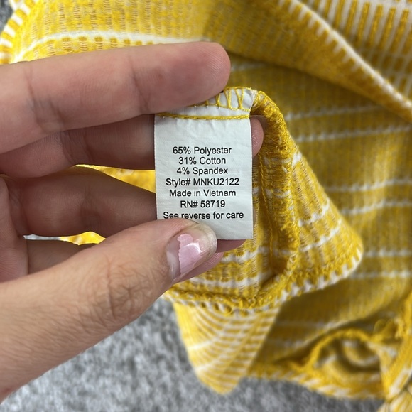 NY Collection Short Sleeve Blouse Shirt Tie Front Button Yellow Pattern Women XL - Picture 6 of 8